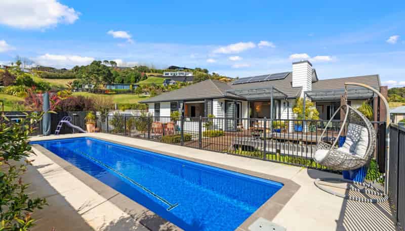 49 Oceana Drive, Welcome Bay