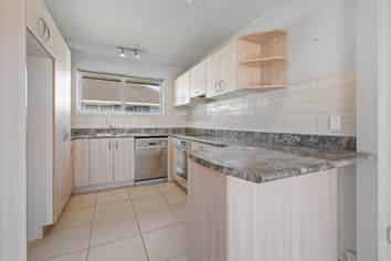 2/9 Dodson Avenue, Milford