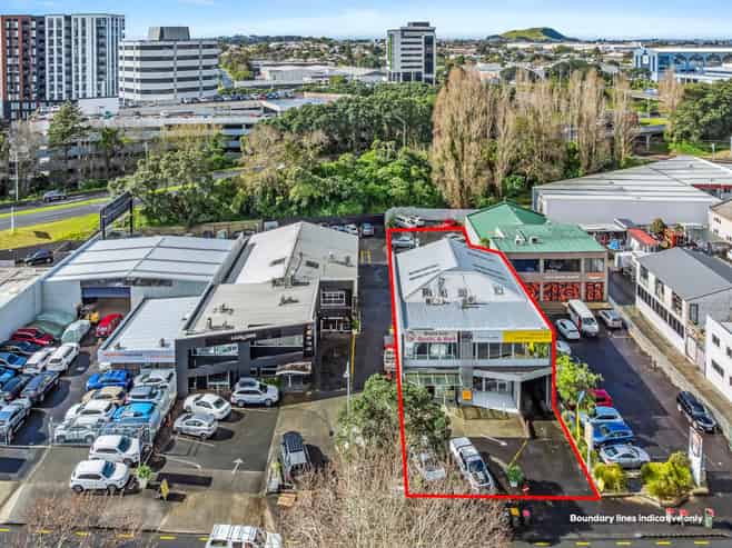 FREEHOLD ON GREAT SOUTH ROAD
