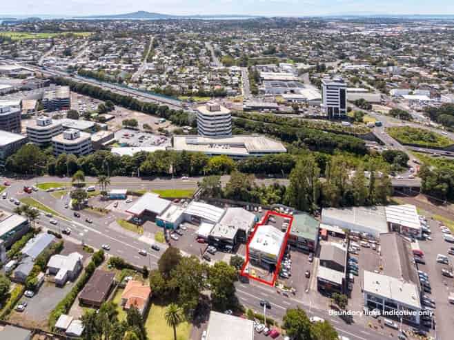 FREEHOLD ON GREAT SOUTH ROAD
