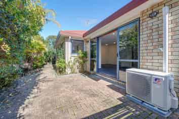 22 Red Hibiscus Road, Stanmore Bay