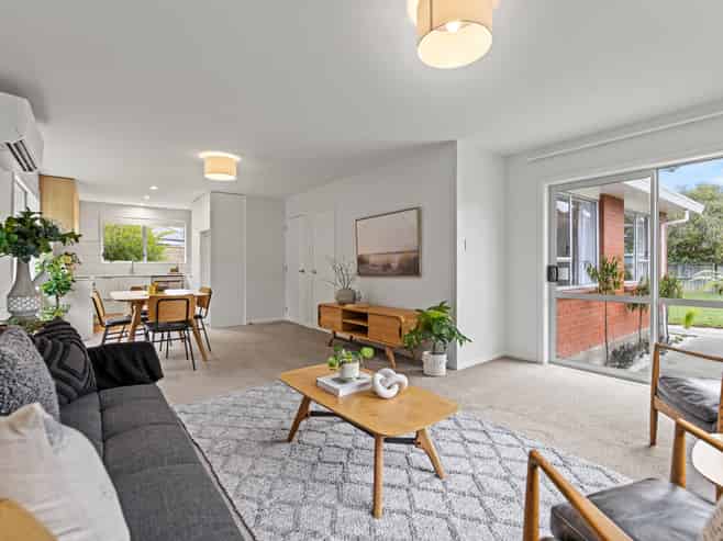 60 Orrick Crescent, Avondale