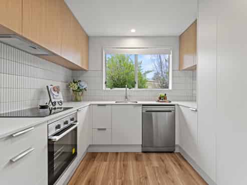 60 Orrick Crescent, Avondale