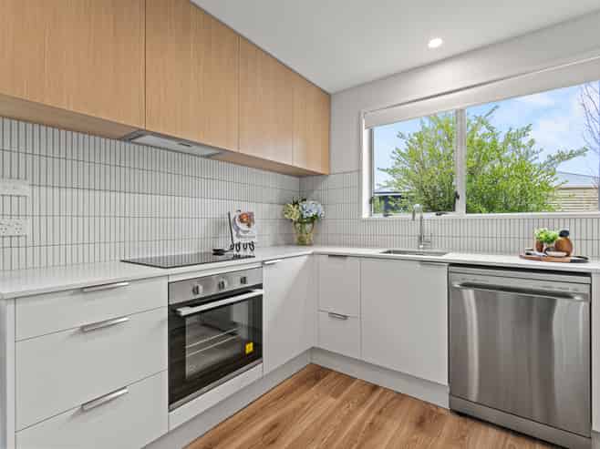 60 Orrick Crescent, Avondale