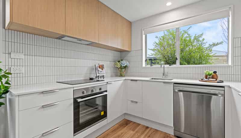60 Orrick Crescent, Avondale