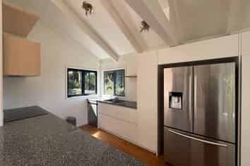1109 Huia Road, Huia
