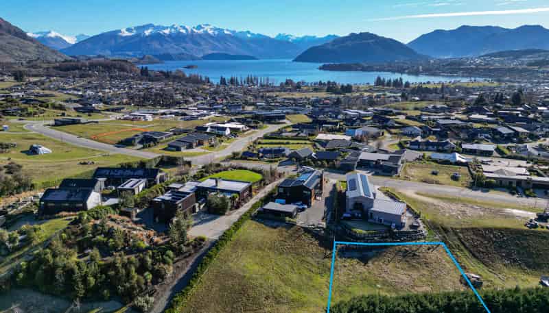 12 Cochrane Close, Wanaka
