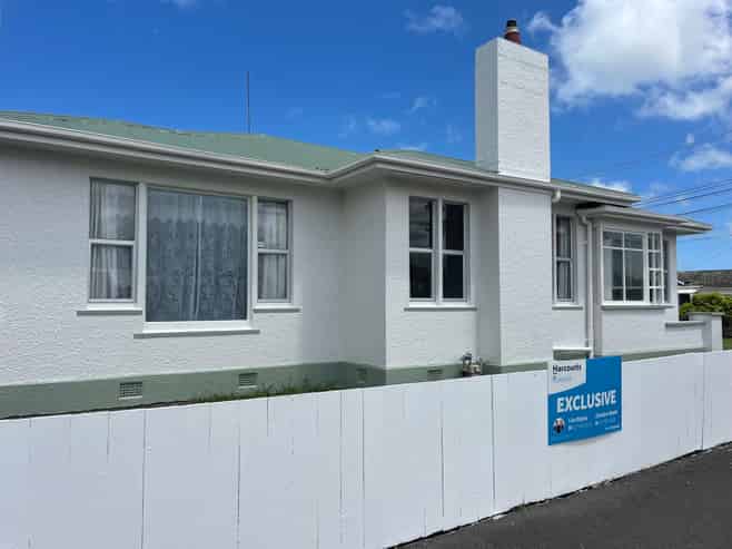 98 Argyle Street, Hawera