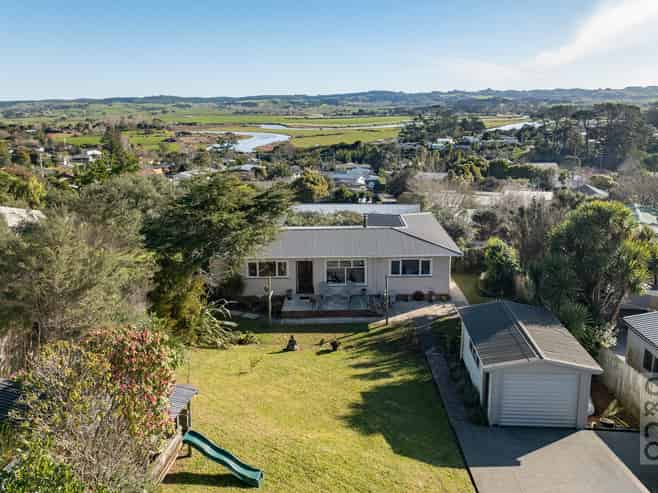 67 Garfield Road, Helensville
