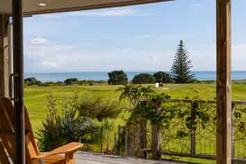 125 Takahe Road, Ahipara
