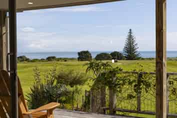 125 Takahe Road, Ahipara