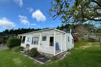 77 Sutton Road, Whitford