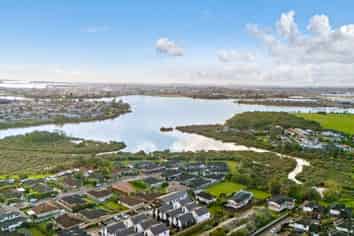 6/35 Convoy Lane, Otahuhu