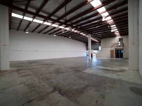 Spacious Warehouse with Refurbished Offices