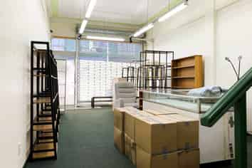 144m2 High Profile Retail with Live/Work Option