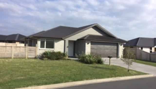49 Kahuparere Crescent, Pyes Pa