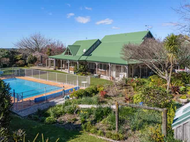 168 Ongare Point Road, Katikati