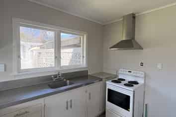 65B Robinson Avenue, Holdens Bay