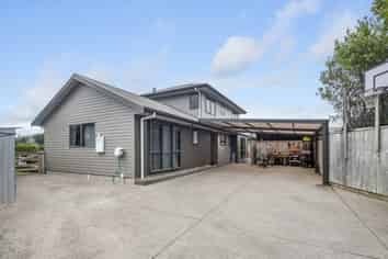 19 Paradise Place, Matua