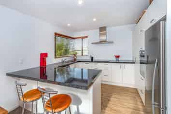 4A Parkwood Pl, Parklands