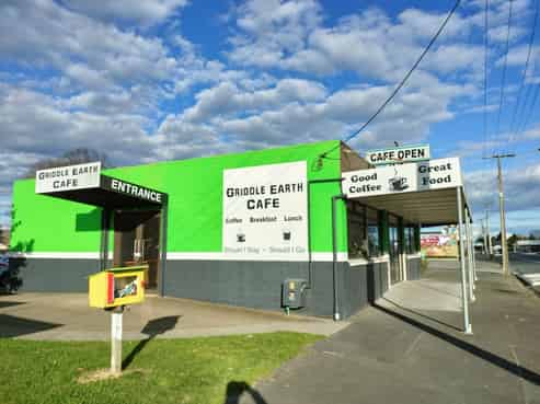 High profile corner site