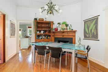 43 Valley Road, Mount Eden