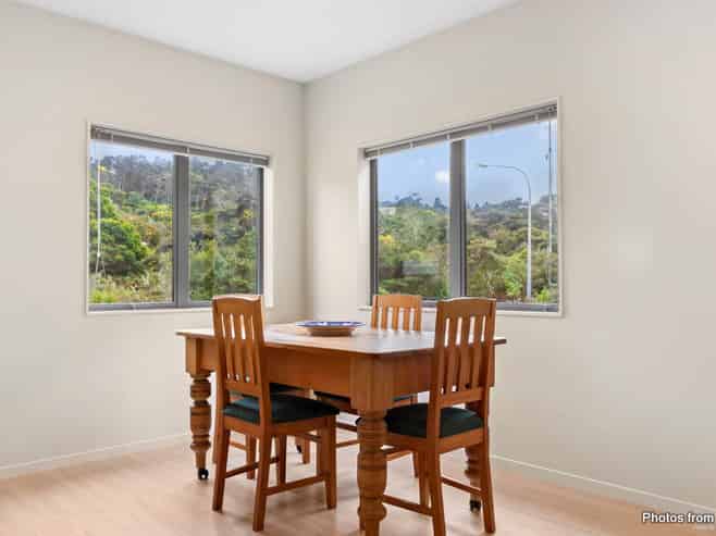 90 Kaipatiki Road, Glenfield