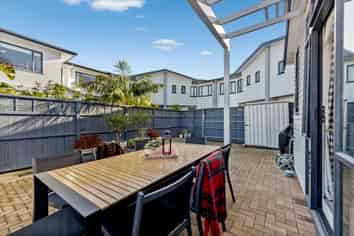 6/2 Armoy Drive, East Tamaki