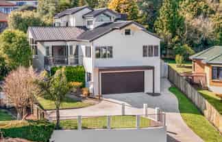 13 West Ridge Drive, Western Heights