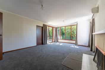 2/4 Beverley Hill, Maori Hill