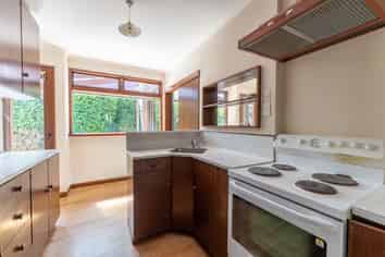 2/4 Beverley Hill, Maori Hill