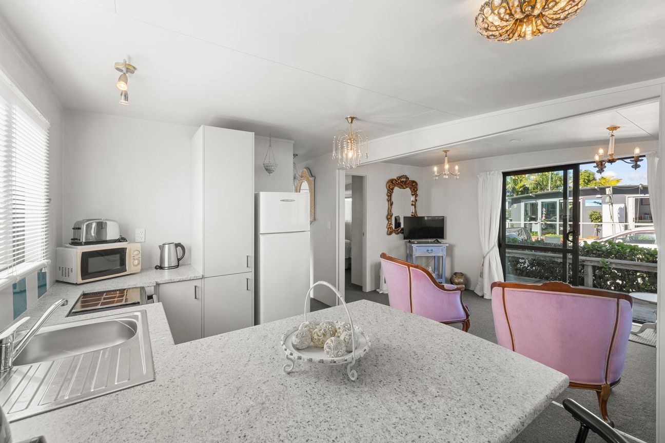 Sophisticated Living in the heart of Village. - Widok 3