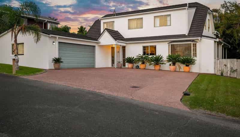 12 Mako Street, West Harbour