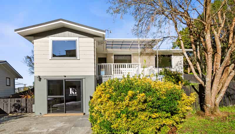13 Forglen Place, Tawa