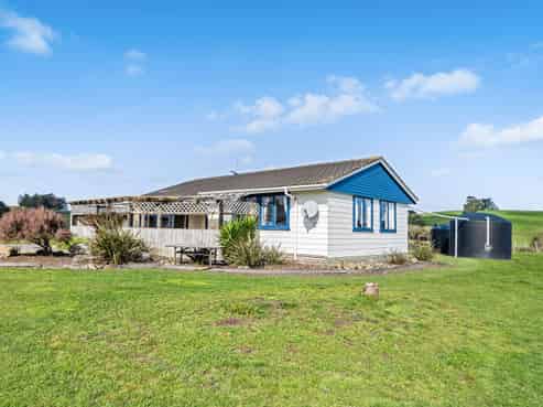 1057 Mangakahia Road, Poroti