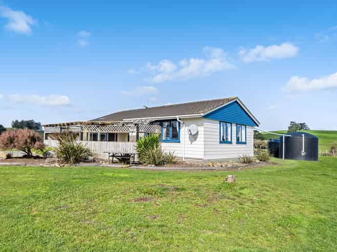 1057 Mangakahia Road, Poroti