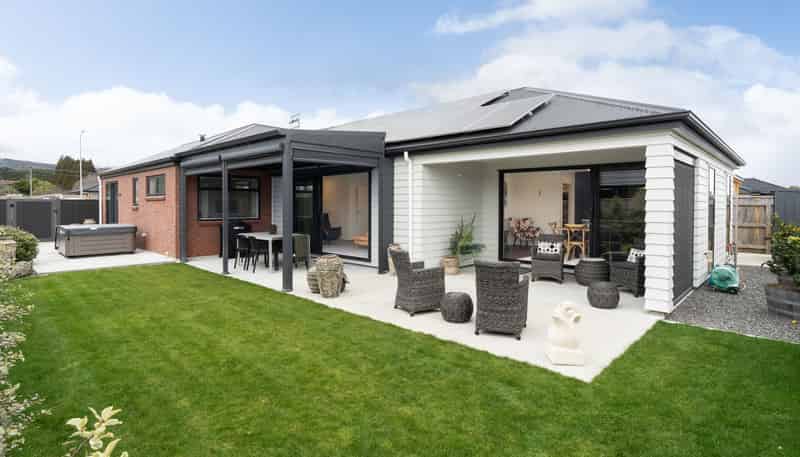 9 Pahiki Crescent, LEVIN