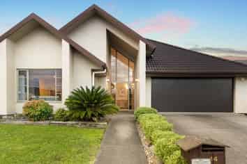 14 Duntrune Road, Flat Bush