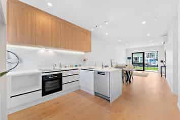 7 Whiteywood Street, Westgate