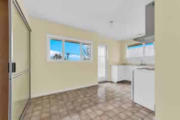 3/584 Cashel Street, Linwood