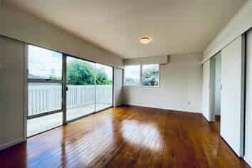 3 Addison Drive, Glendene