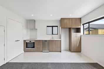 4/24  Parlane Street, Addington