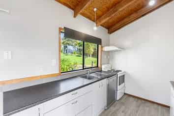 12 Gilshennan Valley Road, Red Beach
