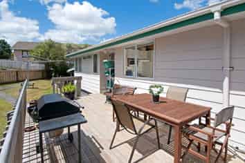 1/62 Athena Drive, Glenfield