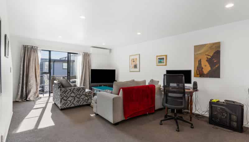 8/42 Holly Street, Avondale