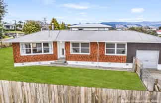 14 John Street, Levin