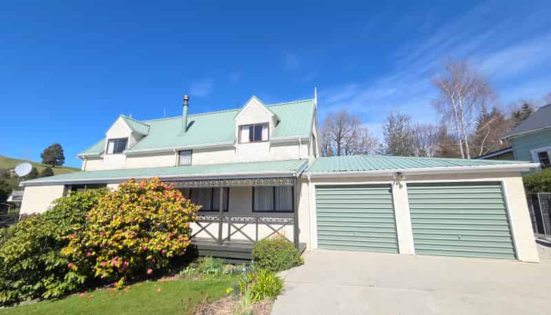 16 Campbelton Street, Lawrence
