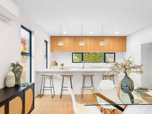 16 Soleares Avenue, Mount Pleasant
