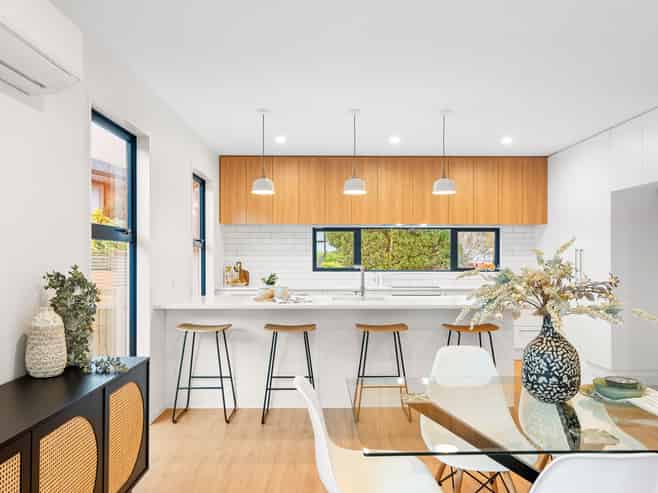 16 Soleares Avenue, Mount Pleasant