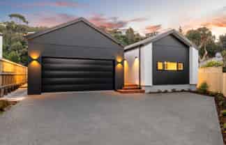 16 Soleares Avenue, Mount Pleasant